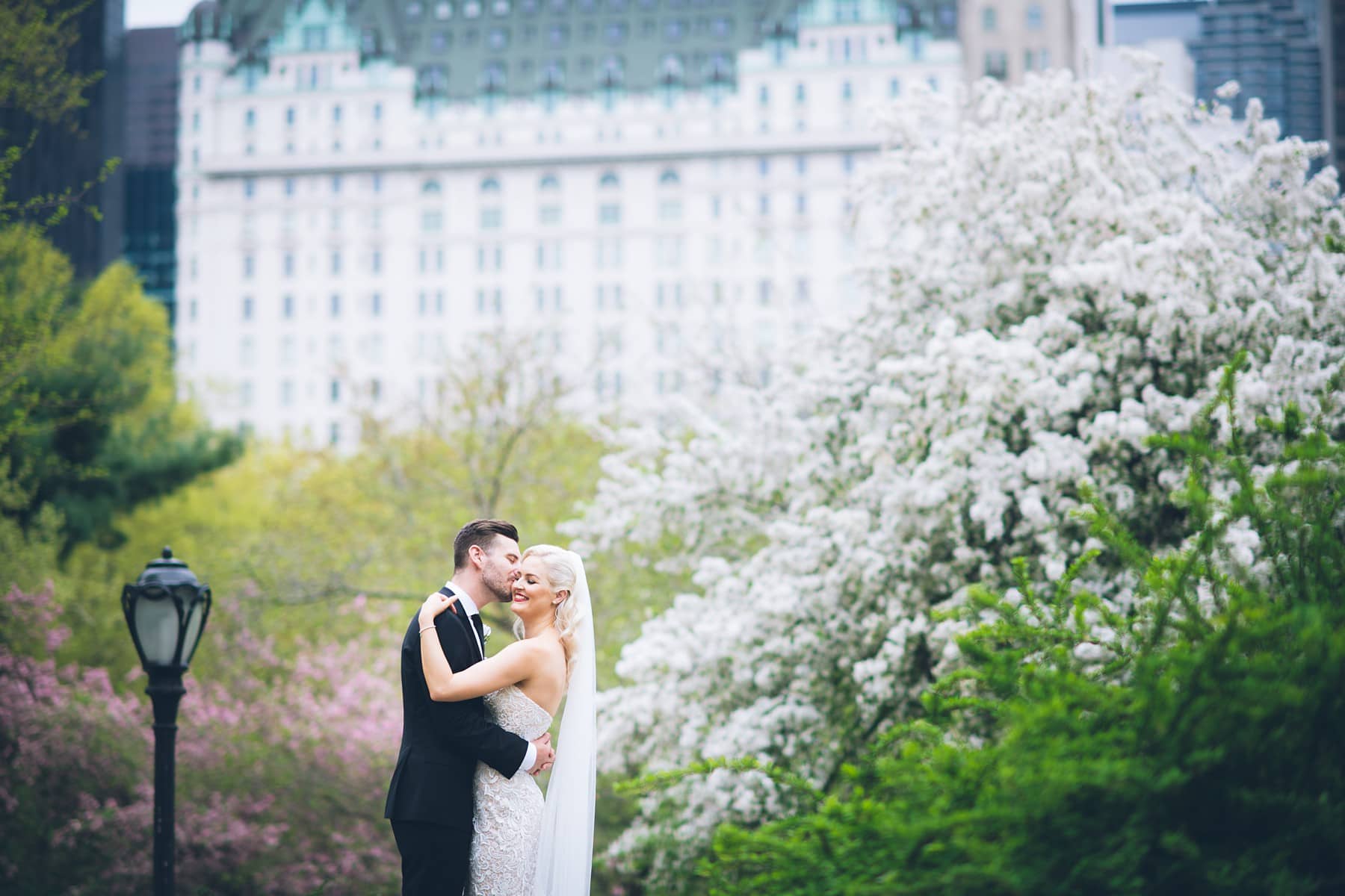 Elopement couple enjoying iconic NYC locations